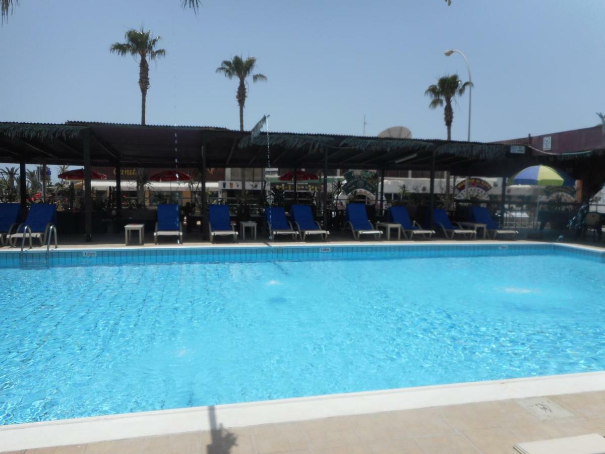 Kkaras Hotel 3 Star Ayía Nápa Extérieur photo
