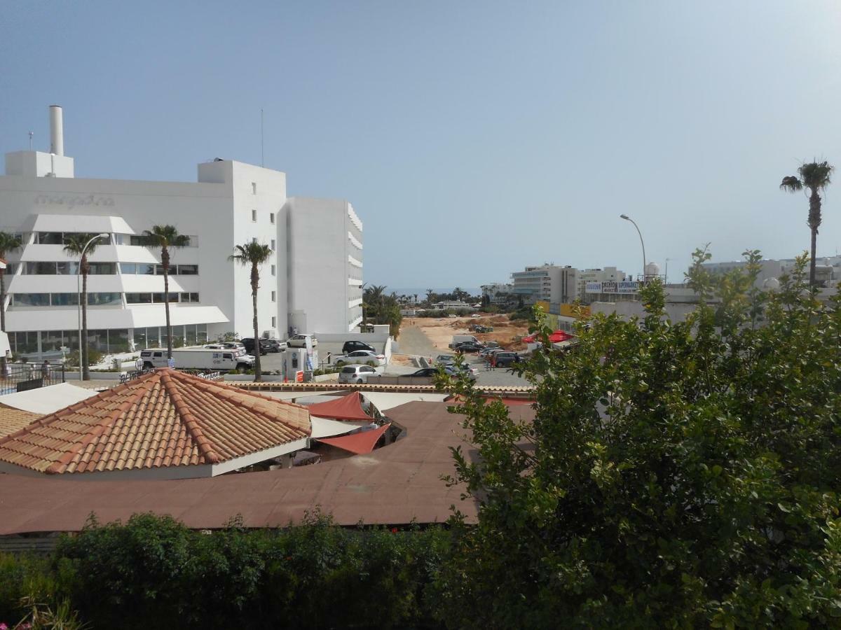 Kkaras Hotel 3 Star Ayía Nápa Extérieur photo